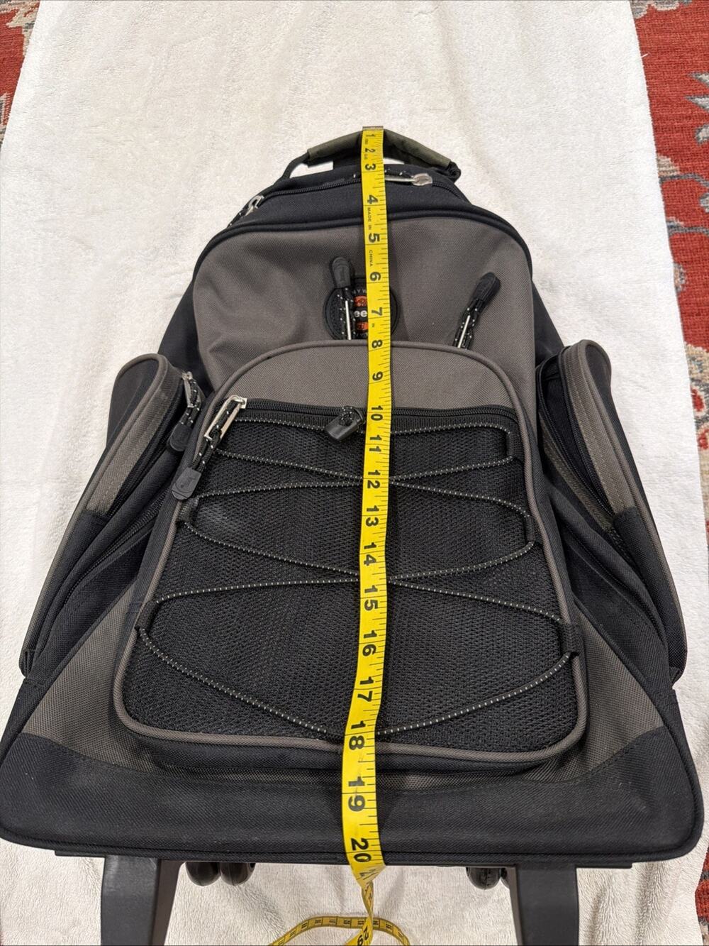 NEW JEEP Authentic Rolling Travel Carry-on Luggage Backpack w/ Telescopic Olive